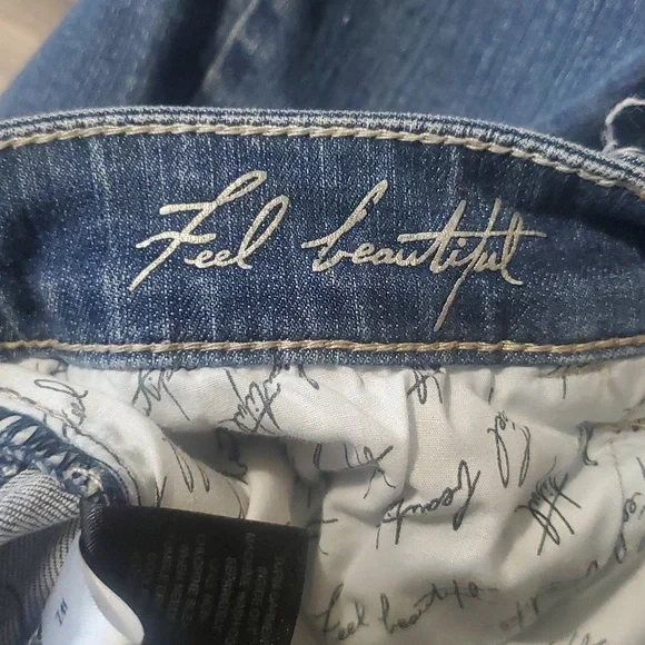 White House Black Market Denim Cropped Jeans - Picture 13 of 13